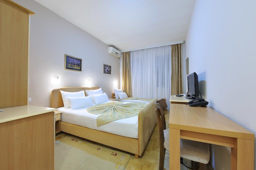 Hotel Dragovic Smederevo Exterior foto